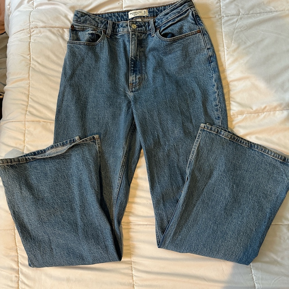 Abercrombie curve love split hem vintage flare jeans size 30/10